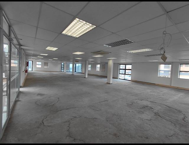 472M² OFFICE TO LET IN PAULSHOF